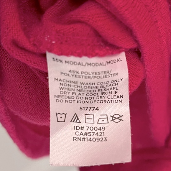 Fuchsia cardigan - Picture 3 of 3